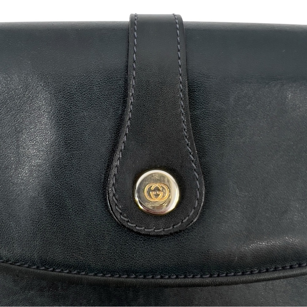 GUCCI Authenticated Vintage Black Interlocking G Leather Crossbody Bag - Picture 8 of 16